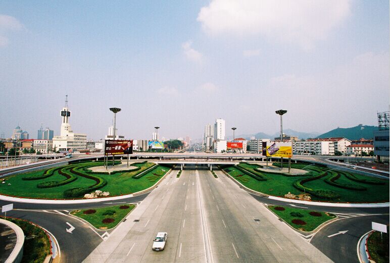 道路及环境建设工程——经十路